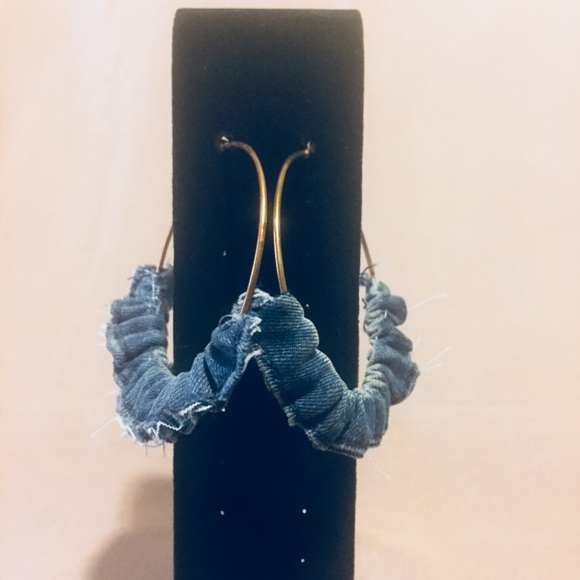 Custom earrings - Picture 6 of 8